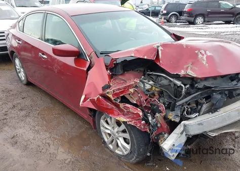 2014 Nissan Altima 2.5 S из США, поврежденный, VIN 1N4AL3AP9EN260261